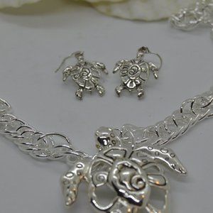Sea Turtle Necklace Set